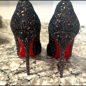 👠Christian Louboutin 👠 SOLD